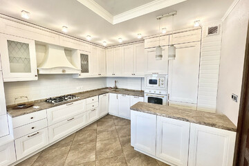 3-к квартира, 100 м², 3/11 эт.