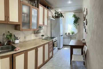 4-к квартира, 82,2 м², 1/9 эт.