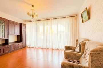 2-к квартира, 65 м², 9/9 эт.