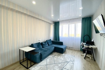 2-к квартира, 53,2 м², 1/10 эт.