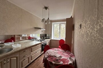 3-к квартира, 61 м², 2/5 эт.