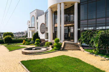 3-к квартира, 110 м², 2/3 эт.
