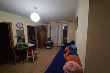 4-к квартира, 80 м², 2/5 эт.