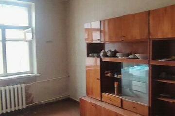 2-к квартира, 54 м², 3/3 эт.