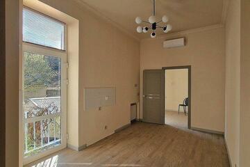 1-к квартира, 29,9 м², 2/3 эт.