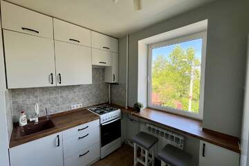 1-к квартира, 44 м², 2/5 эт.