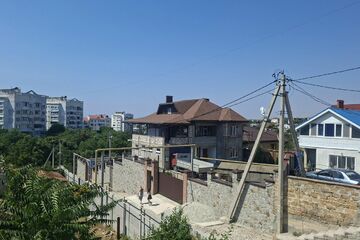 Дом, 465 м², 3 эт.